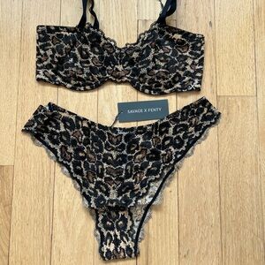 Savage X Fenty two piece NEVER WORN